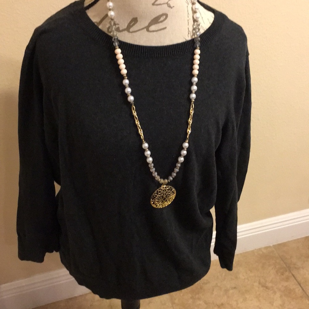 3/4 sleeve loft gray sweater with button back